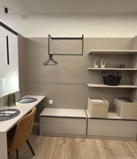 Florina Apartment | By The River Stay