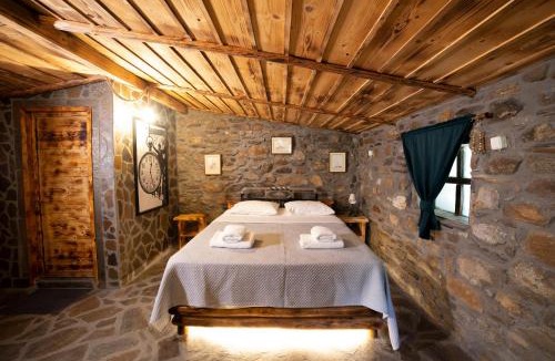 Agios Kirykos House | Captain Ikaros