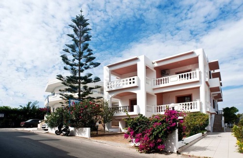 Galatas Apartment | Captain Michalis apartment 5, Irinis 80, Galatas Chania Crete