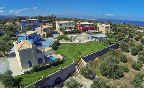 Adelianos Kampos Hotel | Carme Villas