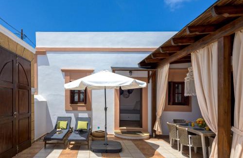 South Rhodes House | Casa Aestas