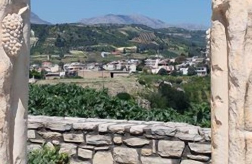 Kerasia House | Casa Benavista - Cretan Holiday Home, Greece