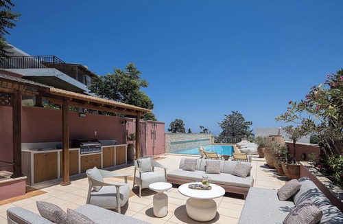 Atsipópoulon Villa | Casa Dell' Aristea, a Private Venetian Manor