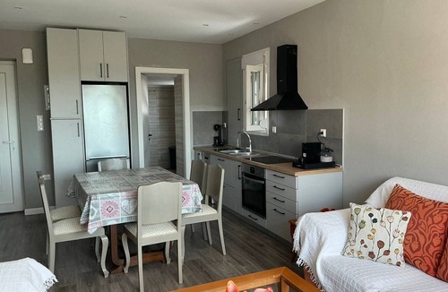 Pangaio House | Casa Di' Rene Country House with Garden and Mountain View