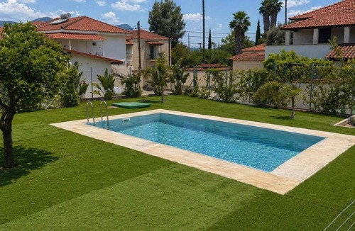Anemomilos Apartment | Casa Plati 2 - Peaceful Garden Stay with Pool