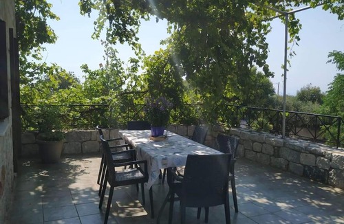 Pyrgou Dirou House | Casa Villalona