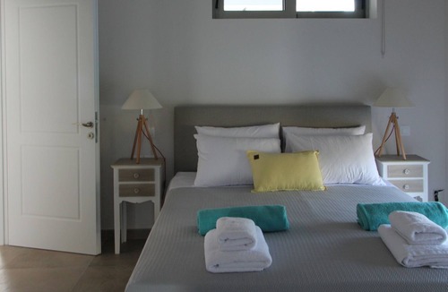 Katochori Villa | Cawe Sea View Villa | 4 bedrooms | 4 bathrooms | sleeps 9