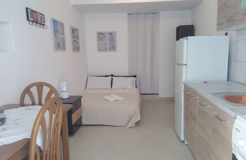 Poros Apartment | Central Studio On Poros