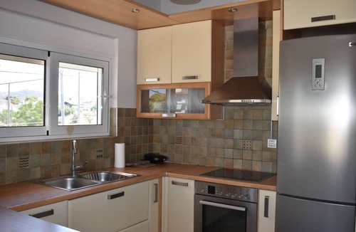 Spata-Artemida Apartment | Chalou Stay - Comfort Near Athens Airport