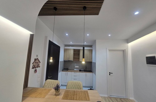 Tirana Apartment | Charming 1-bedroom apartment in enjoyable Tiranë with AC