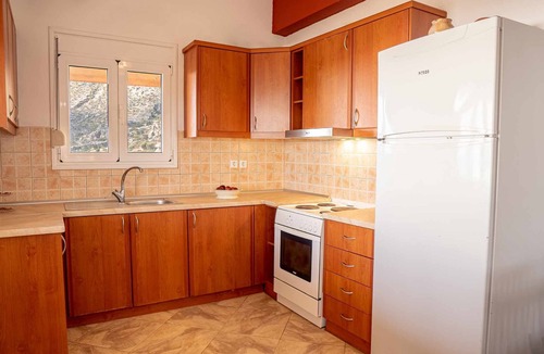 Gortyna Apartment | Charming Anna Maria apartment with a spectacular sea view, near the beach.