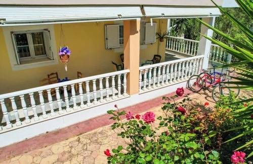 Kiparissia House | Charming Country House, Just Steps from Everything