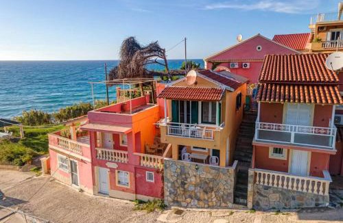 Skala Apartment | Charming Studio Just Steps from Paramonas Beach