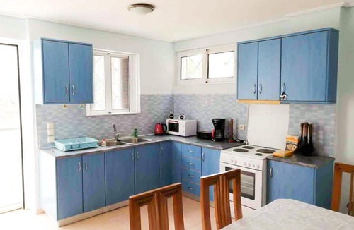 Astros Apartment | Charming Villa Amidst Olive Trees With Sea Views