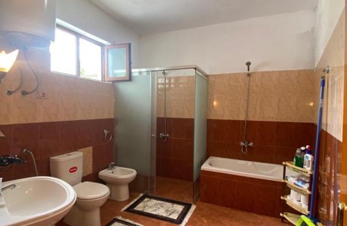 Shkoder House | Cheerful residential home with free parking & WiFi
