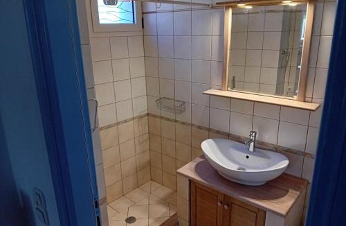 Kondolianika Apartment | Choios' House