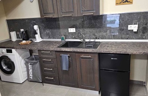 Alexandroupoli Apartment | Chous Cozy Studio - Central & Equipped Holiday Home