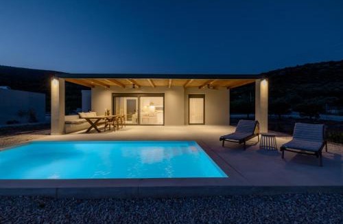 Nafplio Villa | Citrus Villa with Pool and Sea View near Nafplio