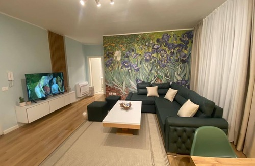 Shkoder Apartment | city center 1-bedroom apartment with WiFi and AC in delightful Shkodër
