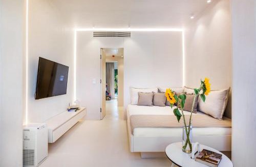 Skala Fourkas Hotel | Cocoοns Suites & Villas Fourka