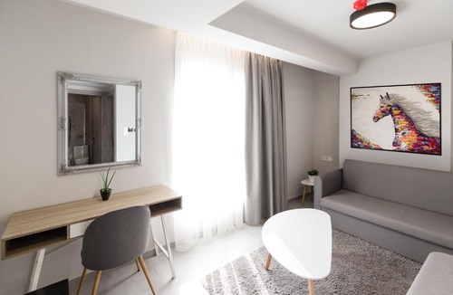 Larissa Apartment | Comfort City Suites & Rooms