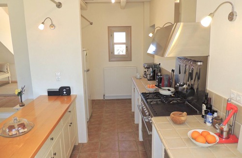 Kampia Villa | Completely private and very spacious 3 bedroom villa with large pool and views.