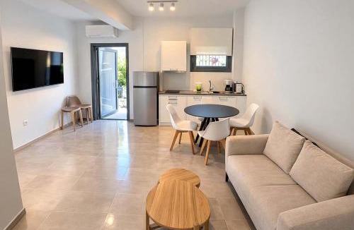 Paralio Astros Apartment | CONSTA Luxury Apartments