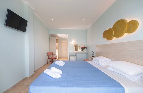 Benitses Hotel | Corfu Maris Hotel