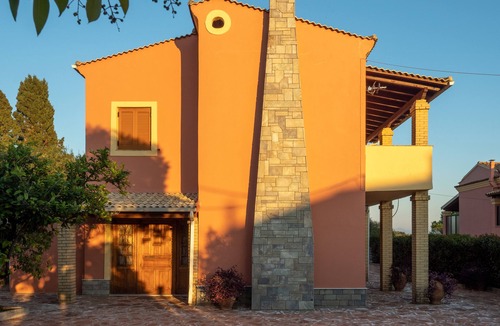 Corfu Town Villa | Corfu Private Villa With Pool. Short Walk to City