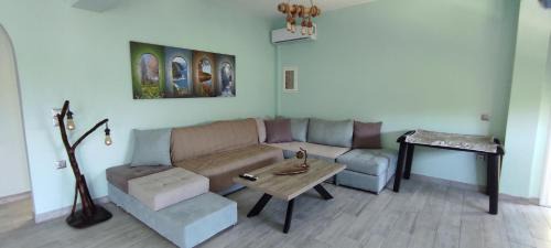 Liapades Apartment | Corfu Sunset family apartment