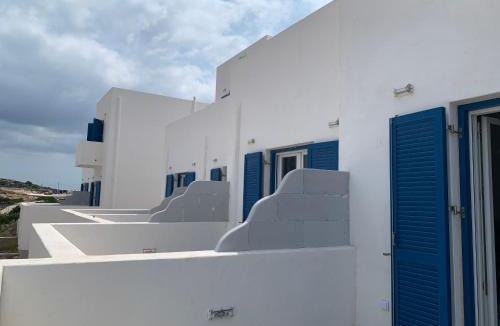 Ag. Georgios Apartment | COSMOS Studios Iraklia