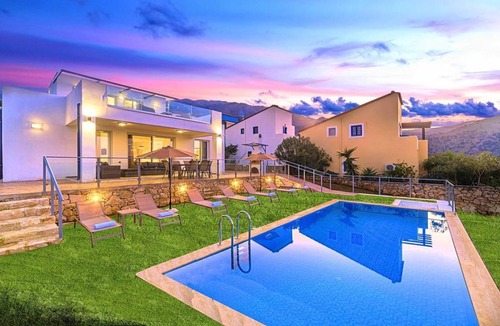 Kavallos House | Costa Maris Villa Private Pool