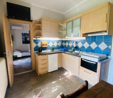 Liapades Apartment | Costa’s Steak House apartment