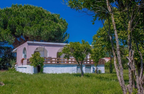 Lefkimmi House | Cosy house, 15min walk from the beach.n