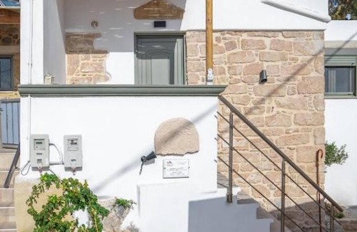 Sitia House | Cosy stone house with lots of charm, peace and comfort