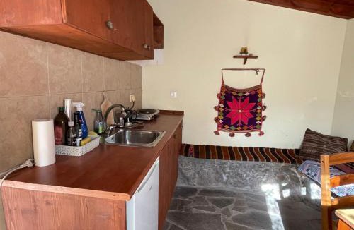 Gefyra House | Cozy house in the foot of the volcano Methana