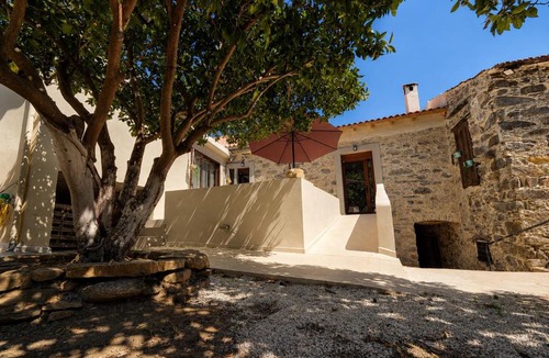Vlatos Villa | Cretan Philosophy, Relaxury Country Living
