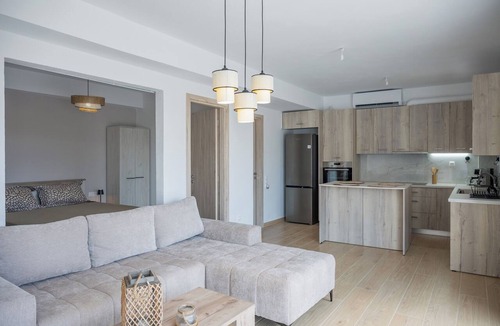 Sitia House | Cretan View | House with Valley & Mountain Views in Sitia, Crete (18' to Sitia)