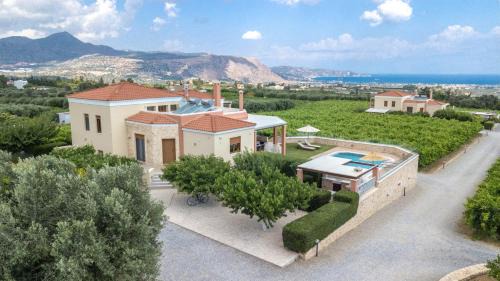 Malevizi Villa | Cretan Vineyard Hill Villa 2