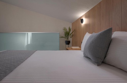 Flogita Apartment | Danae Luxurious Residences- 4 min walk from beach