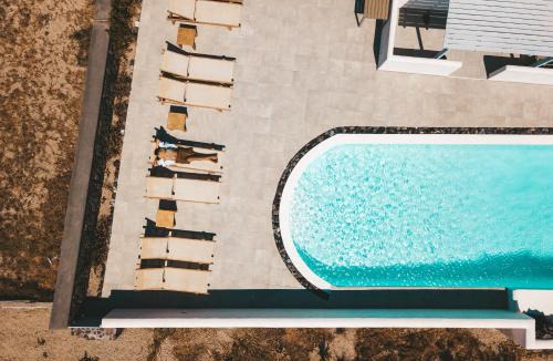 Perissa Hotel | Daylight Hotel
