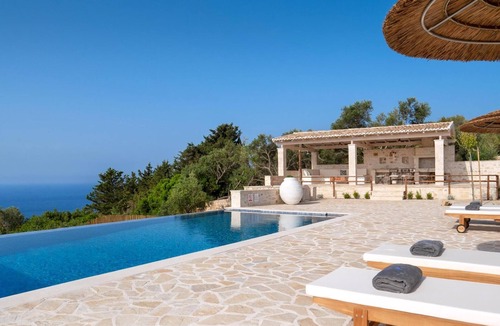 Katsimatika Villa | Delightful Villa with Sea Views to Anti Paxos near Beach & Kafenion