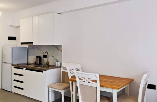 Vlore Villa | Deluxe Family Room
