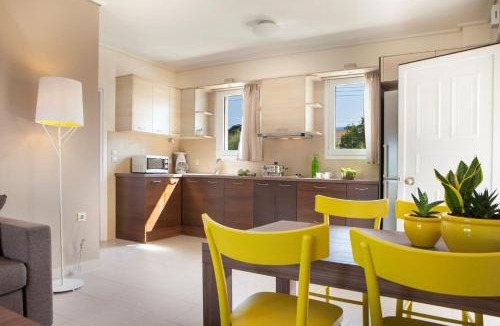 Karavomylos Villa | Deluxe Kefalonia Apartment Apartment Hyacinth 1 Bedroom Pool