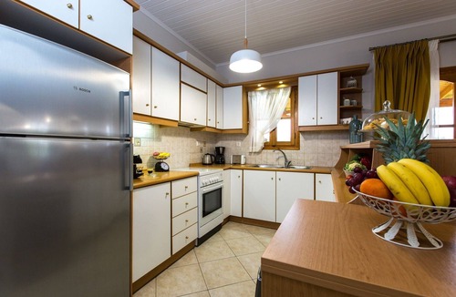 Adele Villa | Deluxe Villa Crete | Villa Lefkothea | 4 Bedroom | Swimming Pool