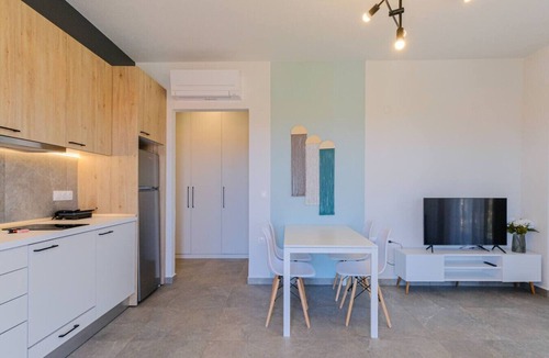 Agios Nikolaos Apartment | DeMar No 4 by RentalsPro - Agios Nikolaos