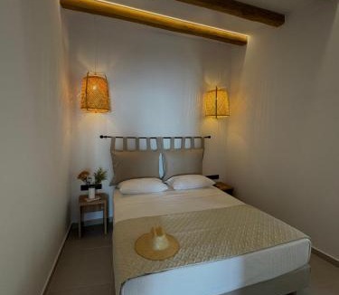 Ios Town Apartment | Deos luxury house
