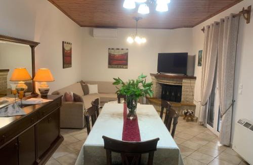 Kastania Apartment | Diamanto's Home