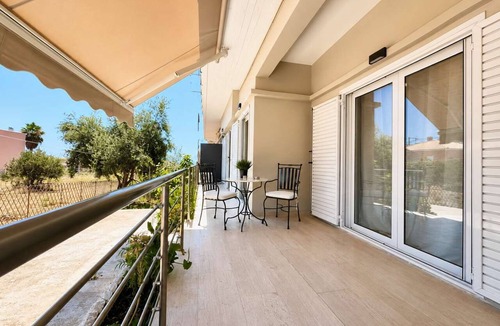 Marathopoli Apartment | Dioni's Gem - Marathoupoli's Seaside Getaway