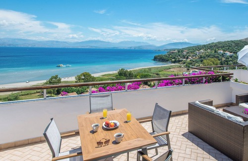 Apraos House | Dionysos Apartments